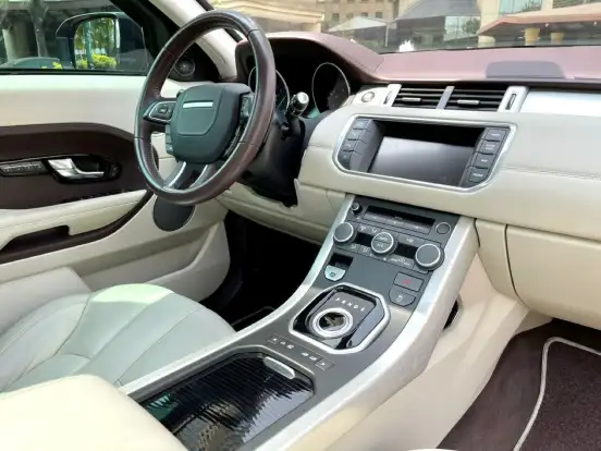 LAND ROVER-RANGE ROVER EVOQUE-2.0 PRESTIGE 4WD 16V GASOLINA 4P AUTOMÁTICO LAND ROVER-RANGE ROVER EVOQUE-2011