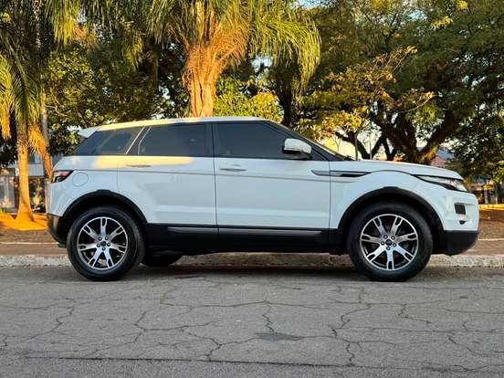 LAND ROVER-RANGE ROVER EVOQUE-2.0 PURE 4WD 16V GASOLINA 4P AUTOMÁTICO LAND ROVER-RANGE ROVER EVOQUE-2013