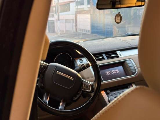 LAND ROVER-RANGE ROVER EVOQUE-2.0 PURE 4WD 16V GASOLINA 4P AUTOMÁTICO LAND ROVER-RANGE ROVER EVOQUE-2013