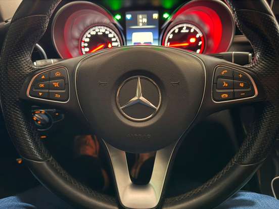 MERCEDES-BENZ-C 180-1.6 CGI 16V TURBO GASOLINA 4P AUTOMÁTICO MERCEDES-BENZ-C 180-2015
