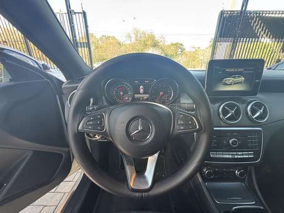 MERCEDES-BENZ-CLA 200-1.6 CGI FLEX 7G-DCT MERCEDES-BENZ-CLA 200-2017