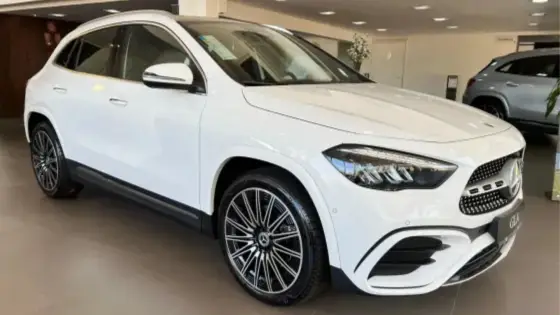 MERCEDES-BENZ GLA 200 1.3 MHEV AMG LINE 7G-DCT MERCEDES-BENZ GLA 200 1.3 MHEV AMG LINE 7G-DCT