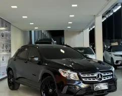 MERCEDES-BENZ GLA 200 1.6 CGI FLEX STYLE 7G-DCT MERCEDES-BENZ GLA 200 1.6 CGI FLEX STYLE 7G-DCT