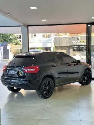 MERCEDES-BENZ-GLA 200-1.6 CGI FLEX STYLE 7G-DCT MERCEDES-BENZ-GLA 200-2017
