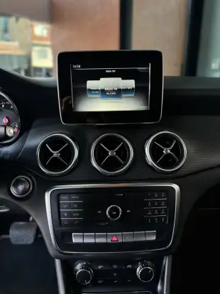 MERCEDES-BENZ-GLA 200-1.6 CGI FLEX STYLE 7G-DCT MERCEDES-BENZ-GLA 200-2017