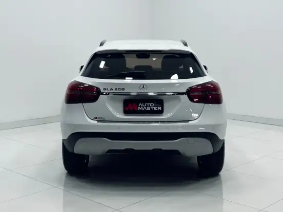 MERCEDES-BENZ-GLA 200-1.6 CGI FLEX STYLE 7G-DCT MERCEDES-BENZ-GLA 200-2019