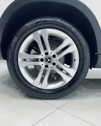 MERCEDES-BENZ-GLA 200-2019