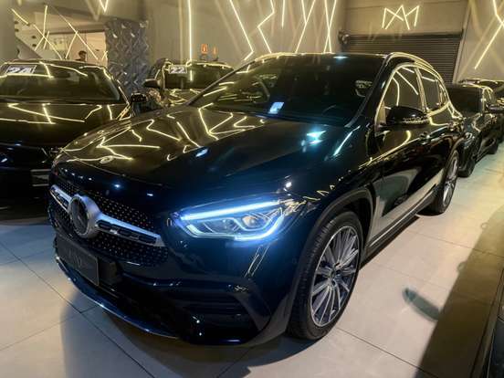 MERCEDES-BENZ-GLA 200-2023