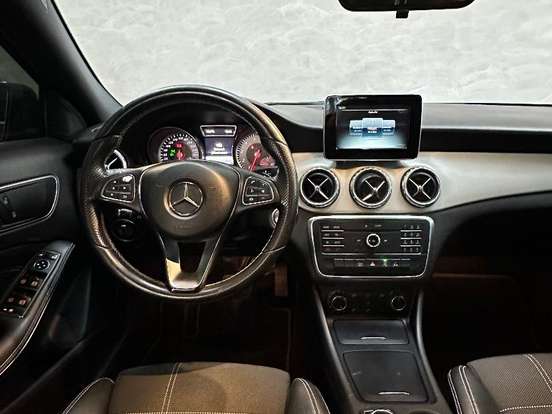 MERCEDES-BENZ-GLA 200-1.6 CGI ADVANCE 16V TURBO FLEX 4P AUTOMÁTICO MERCEDES-BENZ-GLA 200-2015