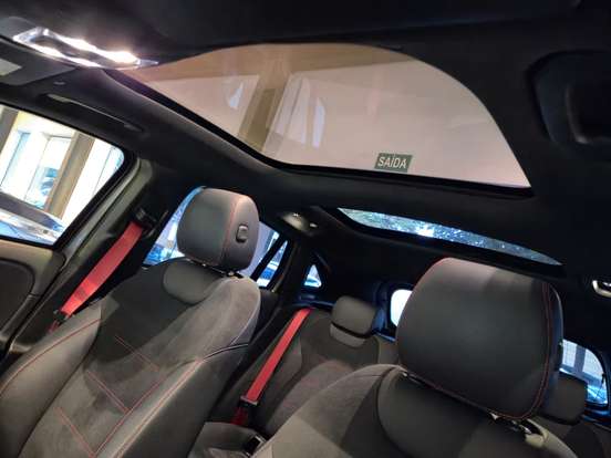 MERCEDES-BENZ-GLA 35 AMG-2024