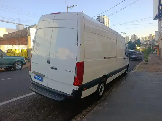 MERCEDES-BENZ-SPRINTER-2.0 CDI DIESEL FURGÃO 315 STREET TA EXTRA LONGO MANUAL MERCEDES-BENZ-SPRINTER-2023