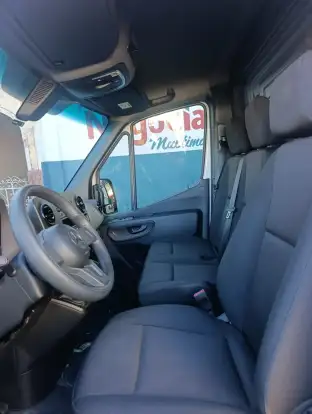 MERCEDES-BENZ-SPRINTER-2023