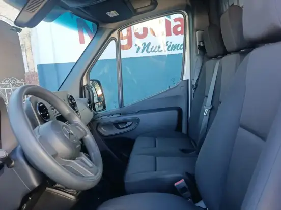 MERCEDES-BENZ-SPRINTER-2.0 CDI DIESEL FURGÃO 315 STREET TA EXTRA LONGO MANUAL MERCEDES-BENZ-SPRINTER-2023