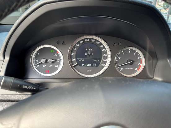 MERCEDES-BENZ-C 180-2010