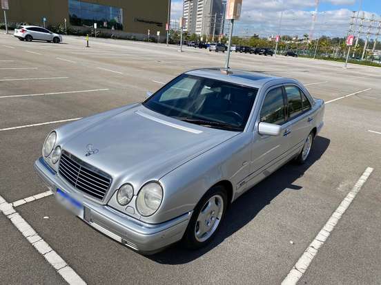 MERCEDES-BENZ-E 430-4.3 AVANTGARDE V8 GASOLINA 4P AUTOMÁTICO MERCEDES-BENZ-E 430-1998