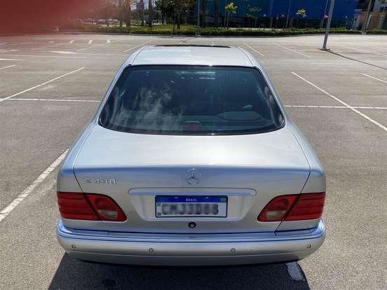 MERCEDES-BENZ-E 430-4.3 AVANTGARDE V8 GASOLINA 4P AUTOMÁTICO MERCEDES-BENZ-E 430-1998