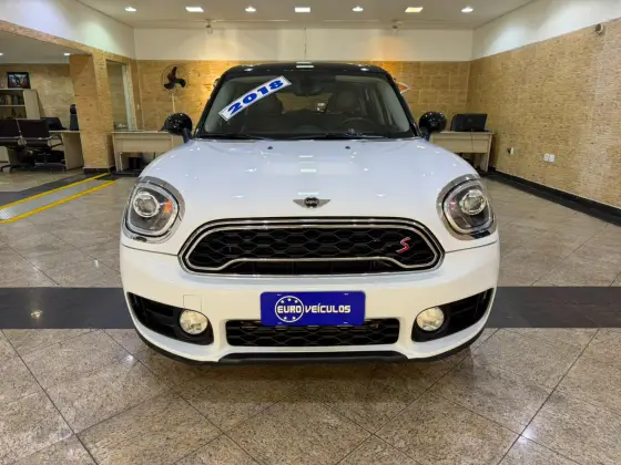 MINI COUNTRYMAN 2.0 16V TWINPOWER TURBO GASOLINA COOPER S STEPTRONIC MINI COUNTRYMAN 2.0 16V TWINPOWER TURBO GASOLINA COOPER S STEPTRONIC