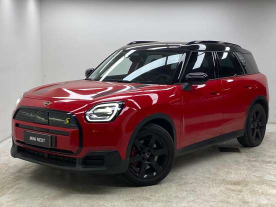 MINI-COUNTRYMAN-2025