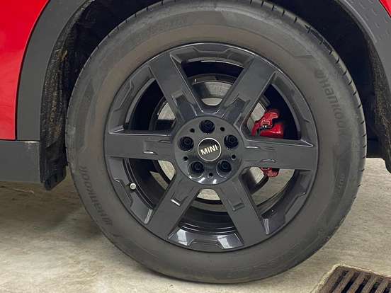 MINI-COUNTRYMAN-2025