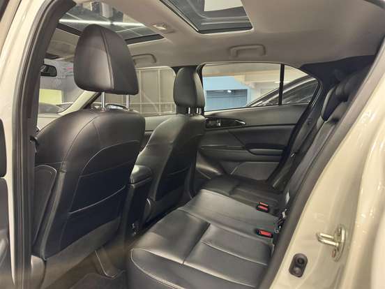 MITSUBISHI-ECLIPSE CROSS-1.5 MIVEC TURBO GASOLINA HPE-S CVT MITSUBISHI-ECLIPSE CROSS-2024