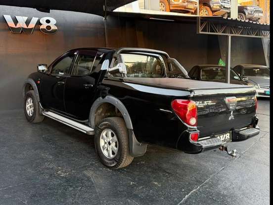 MITSUBISHI-L200 TRITON-3.2 GLS 4X4 CD 16V TURBO INTERCOLER DIESEL 4P MANUAL MITSUBISHI-L200 TRITON-2013