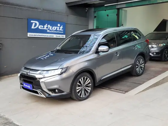 MITSUBISHI OUTLANDER 2.0 MIVEC GASOLINA HPE AUTOMÁTICO MITSUBISHI OUTLANDER 2.0 MIVEC GASOLINA HPE AUTOMÁTICO