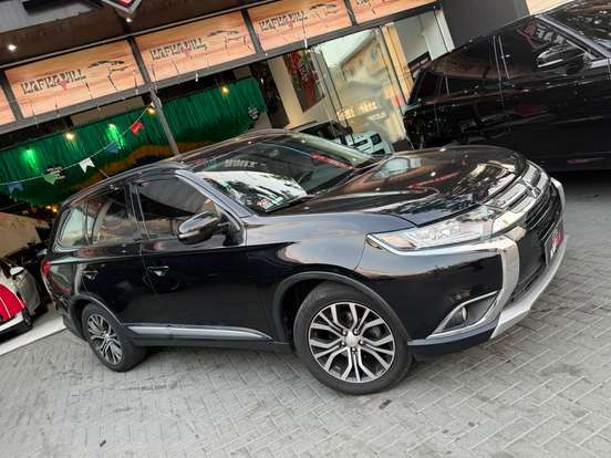 MITSUBISHI-OUTLANDER-2.0 16V GASOLINA 4P AUTOMÁTICO MITSUBISHI-OUTLANDER-2016