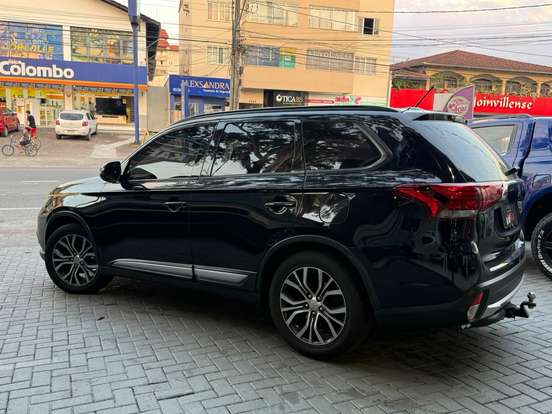 MITSUBISHI-OUTLANDER-2.0 16V GASOLINA 4P AUTOMÁTICO MITSUBISHI-OUTLANDER-2016