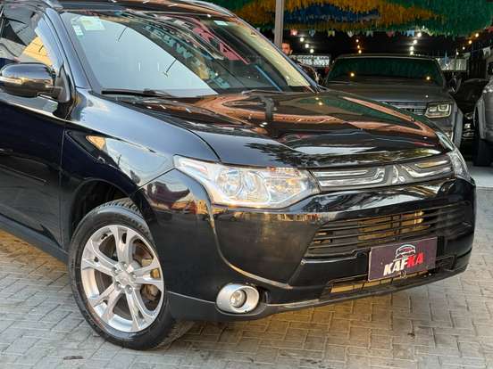 MITSUBISHI-OUTLANDER-2.0 16V GASOLINA 4P AUTOMÁTICO MITSUBISHI-OUTLANDER-2014