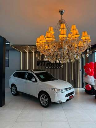 MITSUBISHI-OUTLANDER-2.0 16V GASOLINA 4P AUTOMÁTICO MITSUBISHI-OUTLANDER-2014