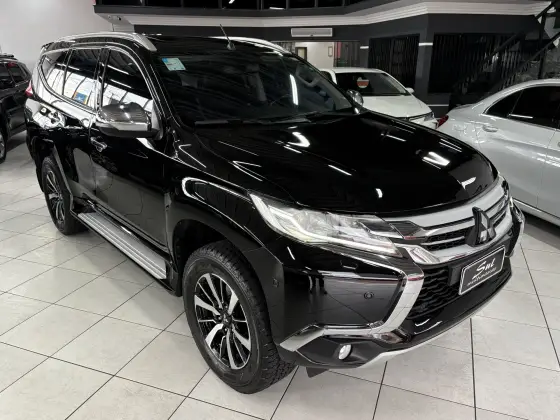 MITSUBISHI PAJERO SPORT 2.4 16V MIVEC TURBO DIESEL HPE AWD AUTOMÁTICO MITSUBISHI PAJERO SPORT 2.4 16V MIVEC TURBO DIESEL HPE AWD AUTOMÁTICO