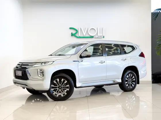 MITSUBISHI PAJERO SPORT 2.4 16V MIVEC TURBO DIESEL HPE-S AWD AUTOMÁTICO MITSUBISHI PAJERO SPORT 2.4 16V MIVEC TURBO DIESEL HPE-S AWD AUTOMÁTICO