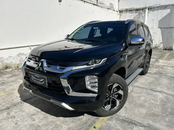 MITSUBISHI PAJERO SPORT 2.4 16V MIVEC TURBO DIESEL HPE-S AWD AUTOMÁTICO MITSUBISHI PAJERO SPORT 2.4 16V MIVEC TURBO DIESEL HPE-S AWD AUTOMÁTICO