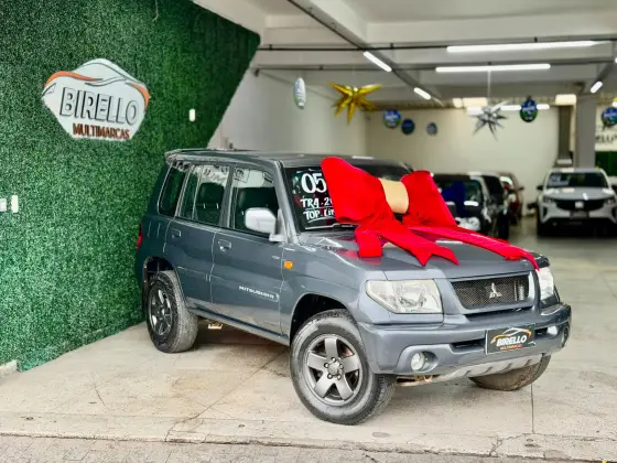 MITSUBISHI PAJERO TR4 2.0 4X4 16V 131CV GASOLINA 4P MANUAL MITSUBISHI PAJERO TR4 2.0 4X4 16V 131CV GASOLINA 4P MANUAL