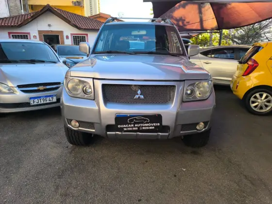MITSUBISHI PAJERO TR4 2.0 4X4 16V 140CV FLEX 4P AUTOMÁTICO MITSUBISHI PAJERO TR4 2.0 4X4 16V 140CV FLEX 4P AUTOMÁTICO
