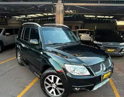 MITSUBISHI PAJERO TR4 2.0 4X2 16V 140CV FLEX 4P AUTOMÁTICO MITSUBISHI PAJERO TR4 2.0 4X2 16V 140CV FLEX 4P AUTOMÁTICO