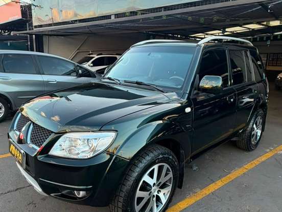 MITSUBISHI-PAJERO TR4-2.0 4X2 16V 140CV FLEX 4P AUTOMÁTICO MITSUBISHI-PAJERO TR4-2012