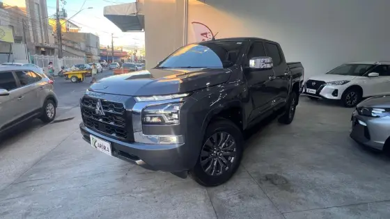 MITSUBISHI TRITON 2.4 BITURBO DIESEL CD HPE 4X4 AUTOMÁTICO
