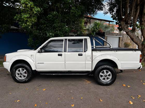 MITSUBISHI L200 2.5 GLS 4X4 CD 8V TURBO DIESEL 4P MANUAL