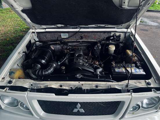MITSUBISHI-L200-2.5 GLS 4X4 CD 8V TURBO DIESEL 4P MANUAL MITSUBISHI-L200-2005
