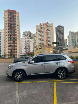 MITSUBISHI-OUTLANDER-2.0 16V GASOLINA 4P AUTOMÁTICO MITSUBISHI-OUTLANDER-2015