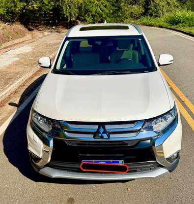 MITSUBISHI-OUTLANDER-3.0 GT 4X4 V6 24V GASOLINA 4P AUTOMÁTICO MITSUBISHI-OUTLANDER-2016