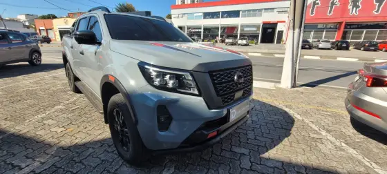 NISSAN FRONTIER 2.3 16V TURBO DIESEL PRO4X CD 4X4 AUTOMÁTICO NISSAN FRONTIER 2.3 16V TURBO DIESEL PRO4X CD 4X4 AUTOMÁTICO