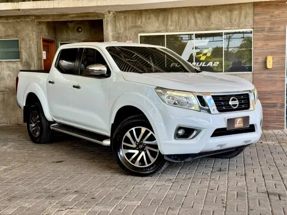 NISSAN FRONTIER 2.3 16V TURBO DIESEL XE CD 4X4 AUTOMÁTICO NISSAN FRONTIER 2.3 16V TURBO DIESEL XE CD 4X4 AUTOMÁTICO