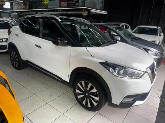 NISSAN KICKS 1.6 16V FLEXSTART SL 4P XTRONIC NISSAN KICKS 1.6 16V FLEXSTART SL 4P XTRONIC