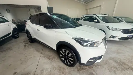 NISSAN KICKS 1.6 16V FLEXSTART SL 4P XTRONIC NISSAN KICKS 1.6 16V FLEXSTART SL 4P XTRONIC