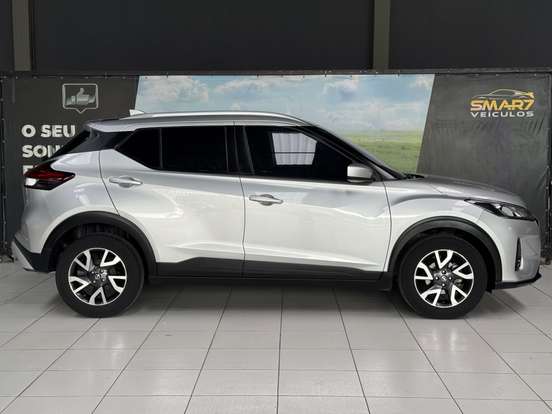NISSAN-KICKS-2022