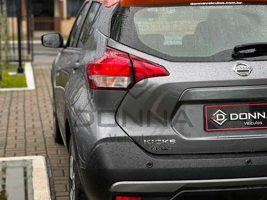 NISSAN-KICKS-2018