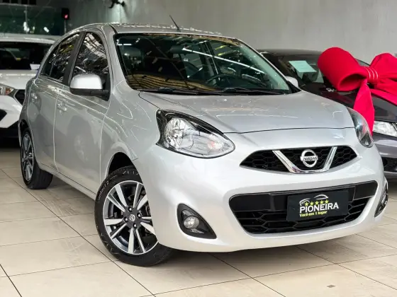 NISSAN MARCH 1.6 SL 16V FLEXSTART 4P XTRONIC NISSAN MARCH 1.6 SL 16V FLEXSTART 4P XTRONIC