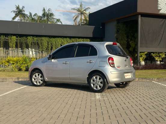 NISSAN-MARCH-2013